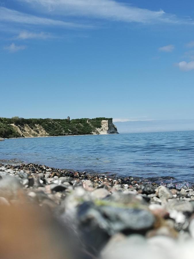 Pension Am Strand Juliusruh Exteriör bild