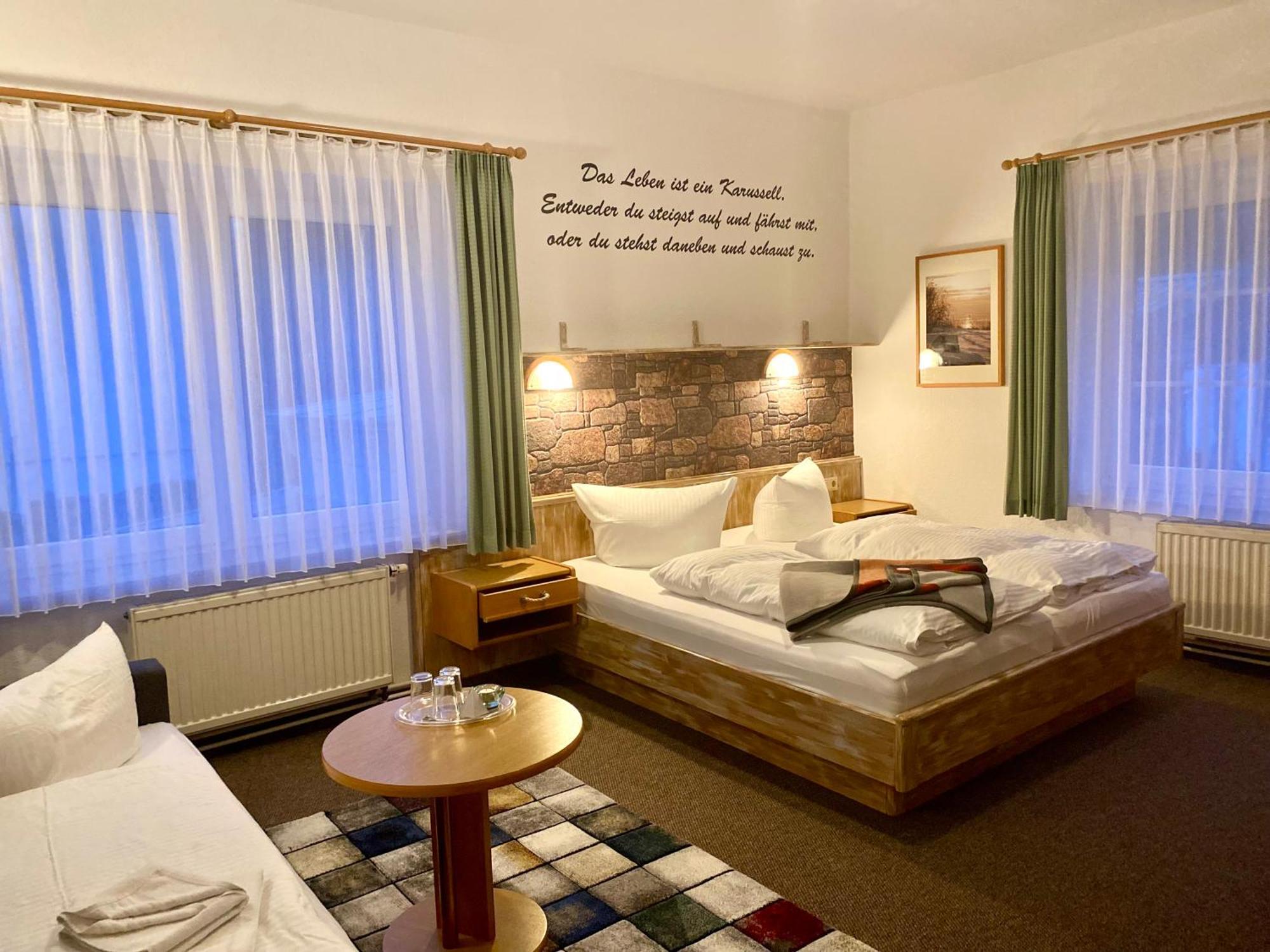 Pension Am Strand Juliusruh Exteriör bild